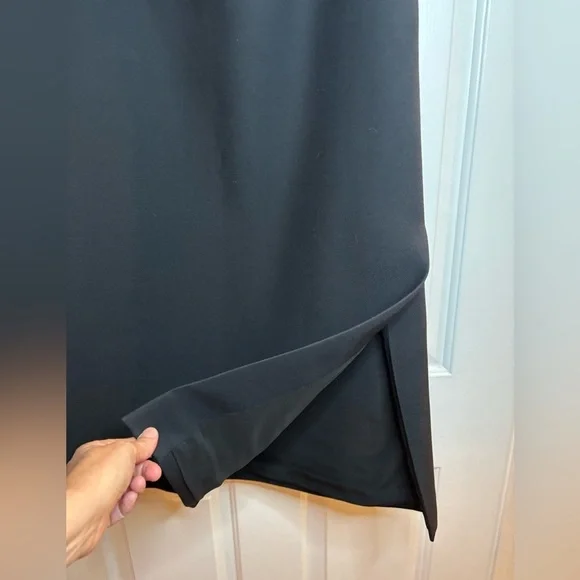 EUC Dior Classic Black A-Line Skirt with front vents size wool & silk 8 - Picture 3 of 9